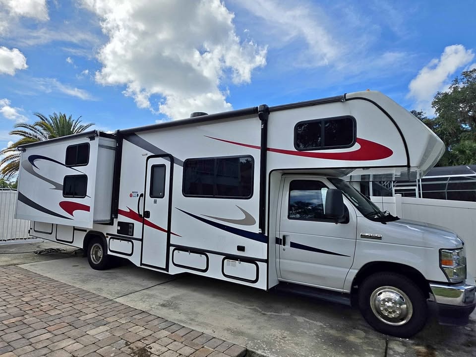 2023 Forest River Forester 3251DS